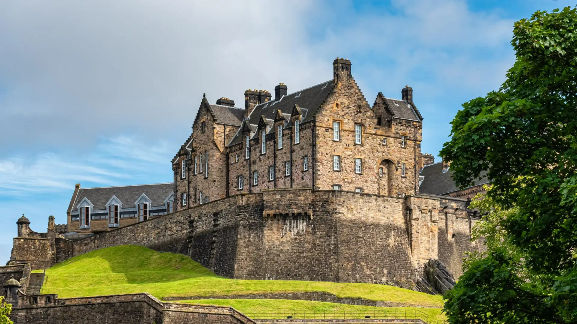 edinburgh castle